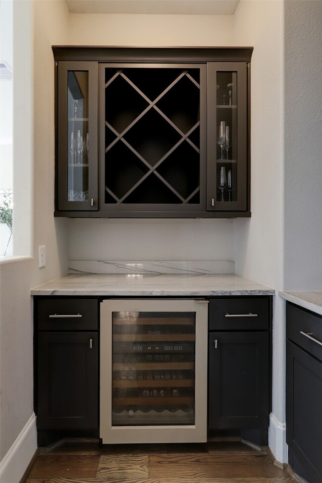 8738 Banzer St, Houston, TX 77055 - photo 7