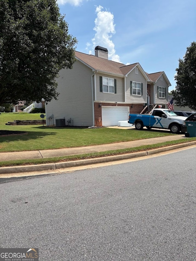 1524 Queen Elizabeth Dr, Locust Grove, GA 30248 - photo 2