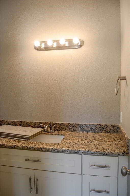 8026 Sealey St, Houston, TX 77088 - photo 3