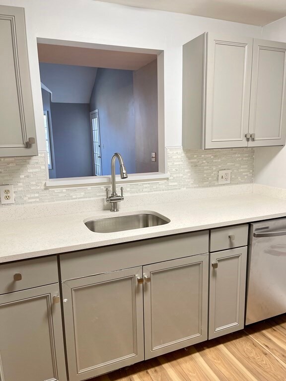 111 Carriage Ln unit 111, Taunton, MA 02780 - photo 6