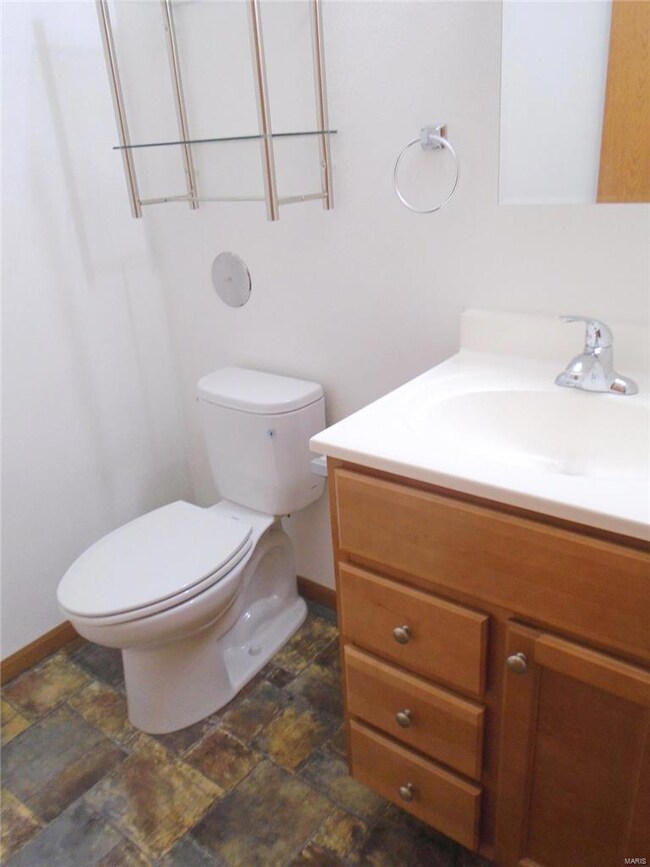 5 Sunset Dr unit G, Freeburg, IL 62243 - photo 6