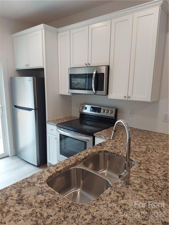 186 Watering Trough Rd, Statesville, NC 28677 - photo 6