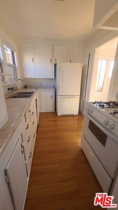 1854 S La Brea Ave, Los Angeles, CA 90019 - photo 3