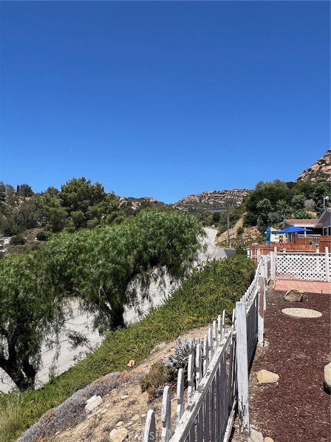 24303 Woolsey Canyon Rd unit 4, West Hills, CA 91304 - photo 4