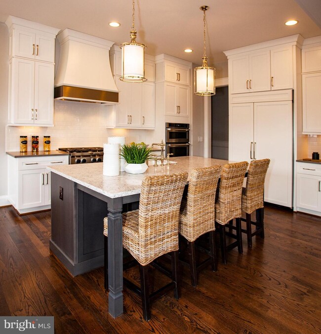 1046 Warbler Place, McLean, VA 22101 - photo 7