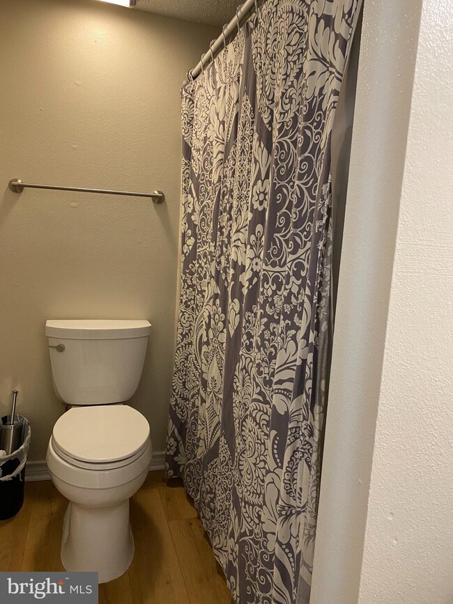 1504 Lincoln Way unit 207, McLean, VA 22102 - photo 5