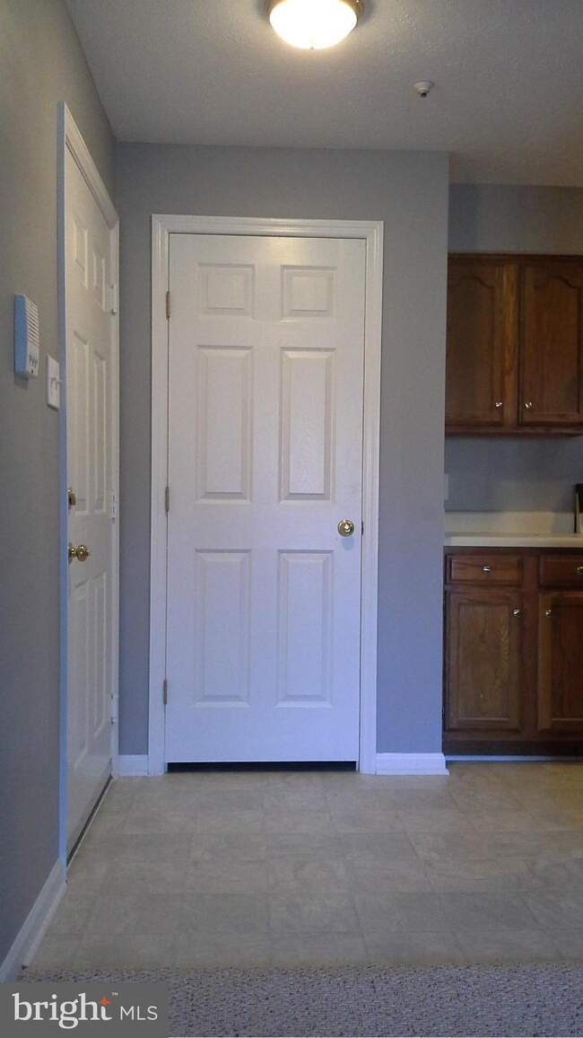 638 Belle Dora Ct unit 638, Arnold, MD 21012 - photo 2