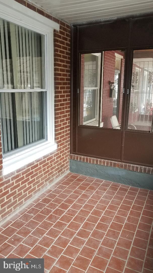 2844 W Mulberry St, Baltimore, MD 21223 - photo 3
