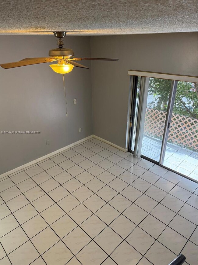 1255 W 53rd St unit 3073, Hialeah, FL 33012 - photo 7