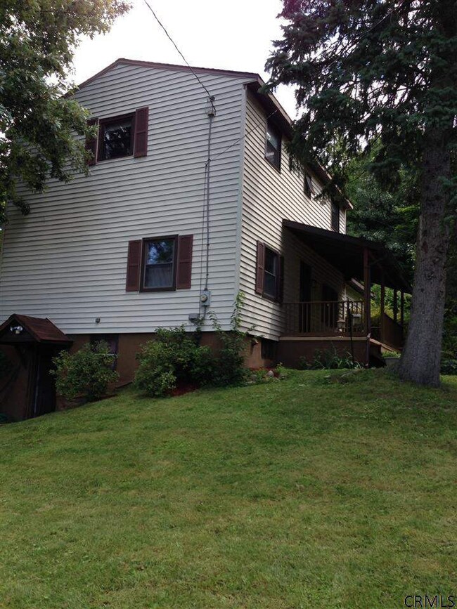 45 120th St, Troy, NY 12182 - photo 2