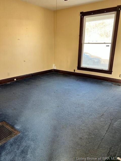 211 Lafayette St, New Albany, IN 47150 - photo 6