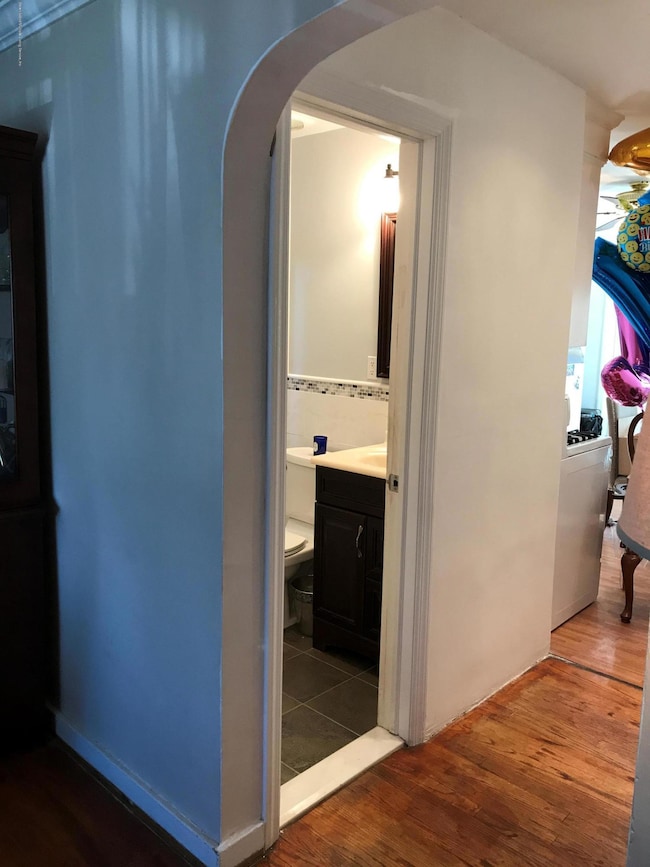 22 Coughlan Ave, Staten Island, NY 10310 - photo 5