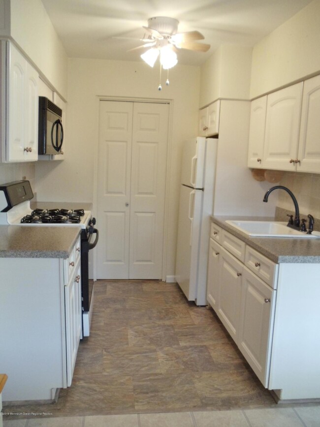 15 MINNESOTA KITCHEN