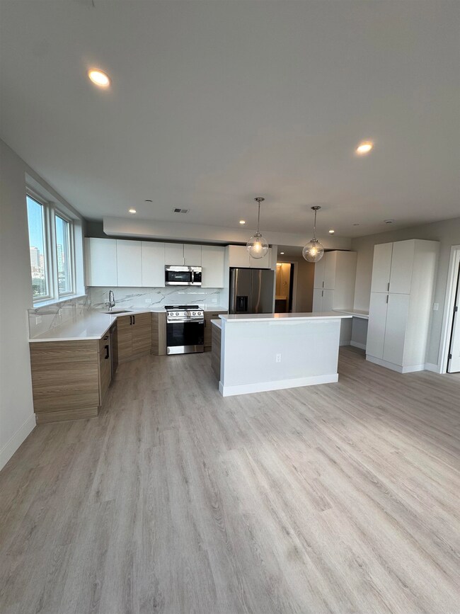 40 Center St unit 403, Jersey City, NJ 07302 - photo 5