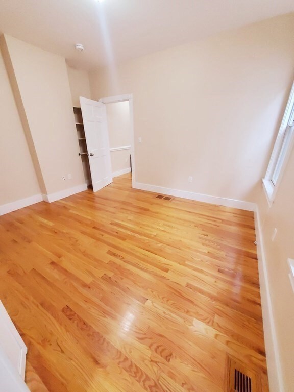 165 Hampshire St unit 4, Cambridge, MA 02139 - photo 4