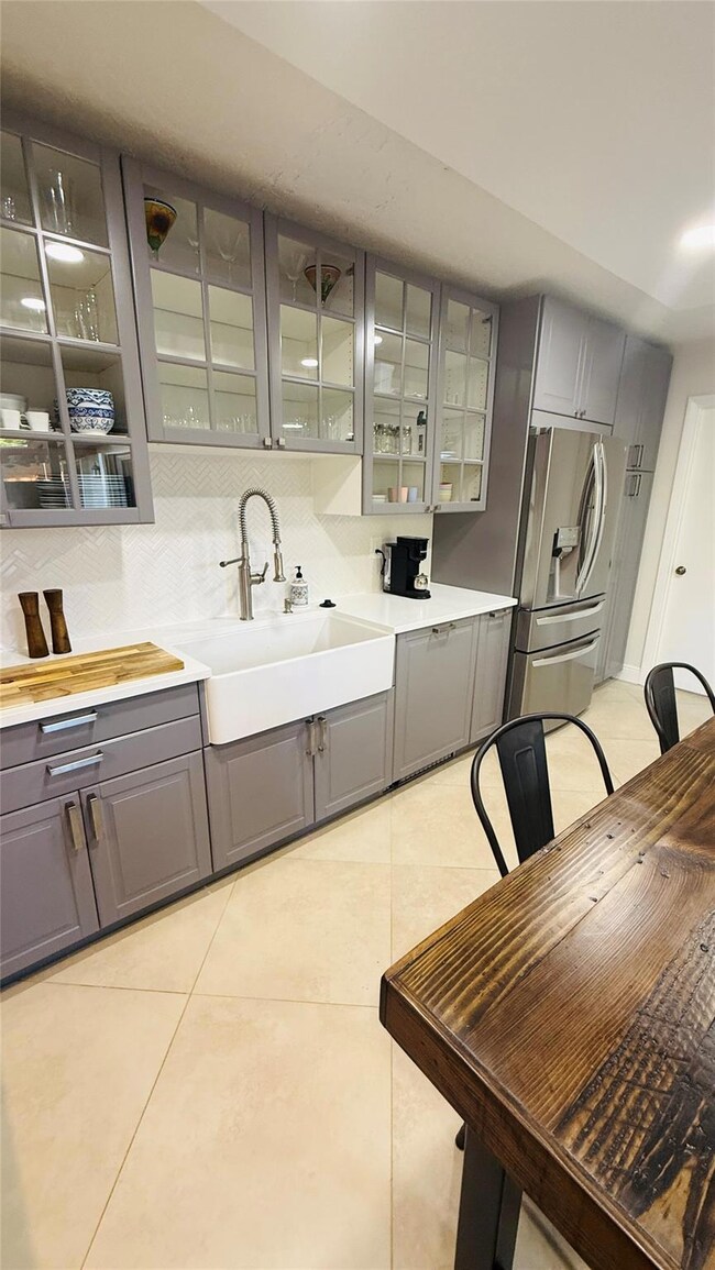 1222 SW 118th Terrace, Davie, FL 33325 - photo 5