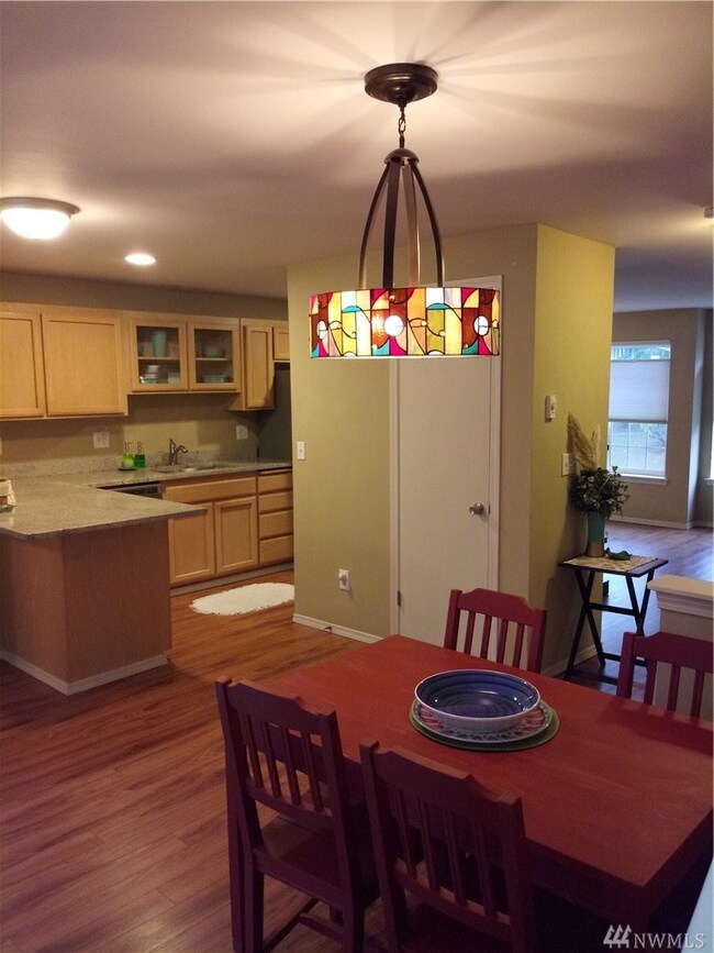 23317 Edmonds Way unit 4, Edmonds, WA 98026 - photo 4