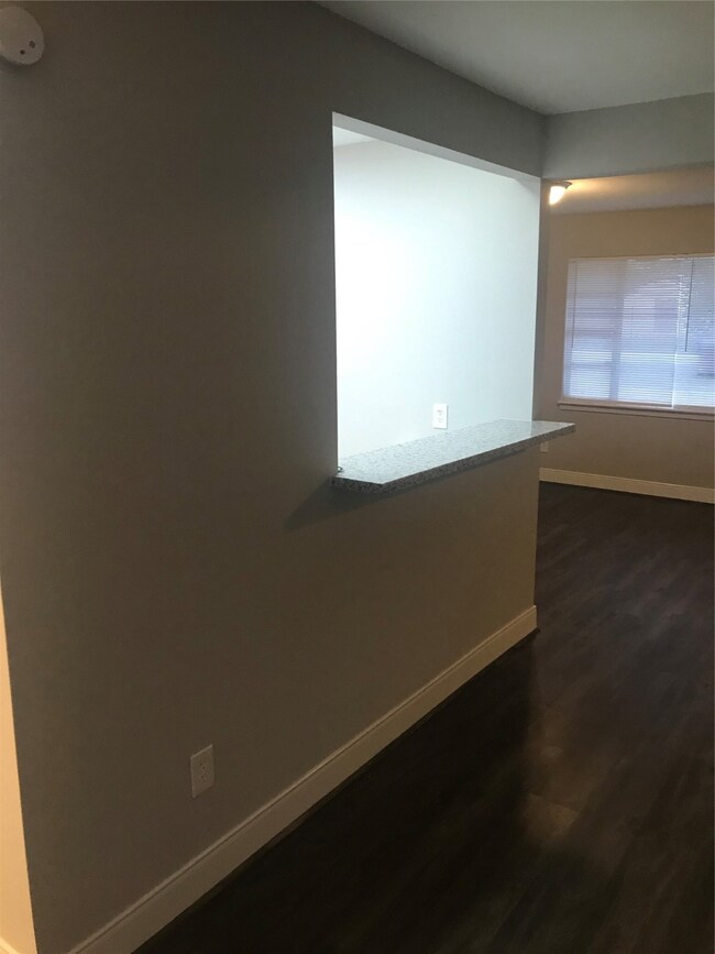 7230 England St, Houston, TX 77021 - photo 5