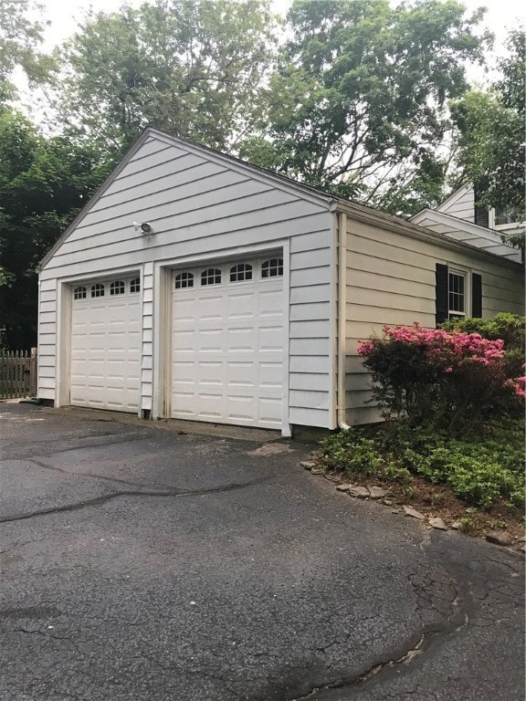 6 Herbert St, Greenville, RI 02828 - photo 3