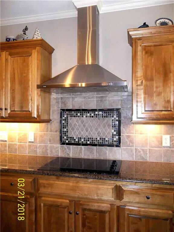 Built-in Cook-Top with Upgraded Copper Exhaust Uni