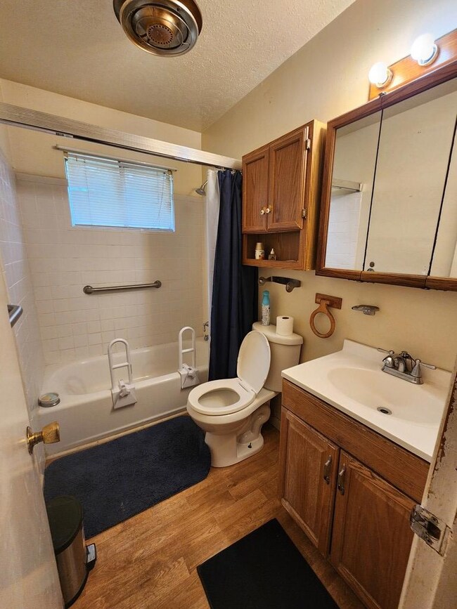 528 Louis Ave, Albany, GA 31701 - photo 4