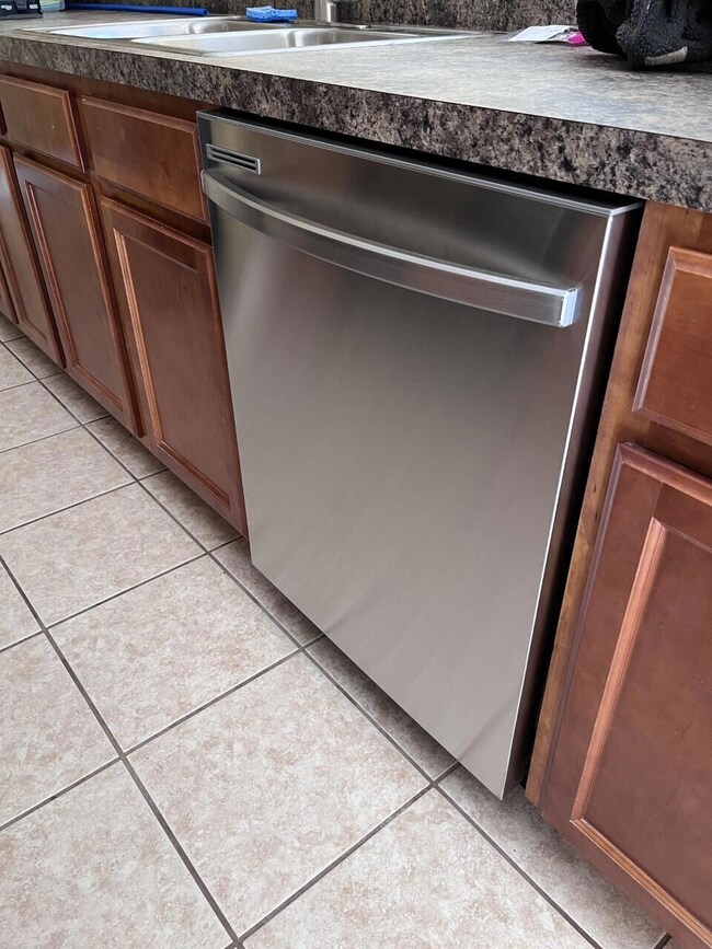 59 E Cypress Ave Defuniak Springs