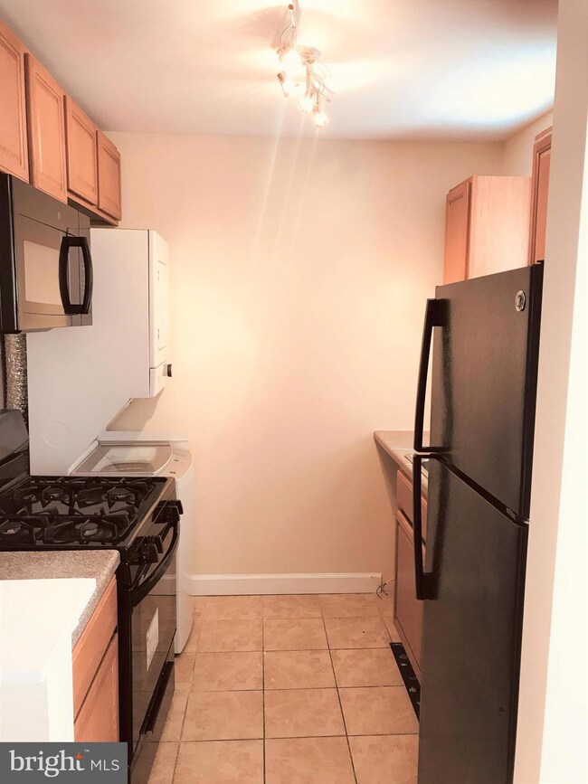 6972 Hawthorne St, Hyattsville, MD 20785 - photo 6