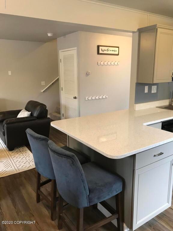 640 E 74th Ave unit B, Anchorage, AK 99518 - photo 5