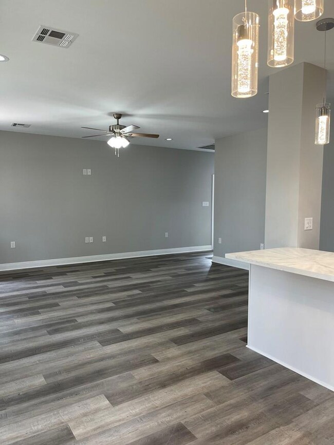 415 N Green Ave, Picayune, MS 39466 - photo 4