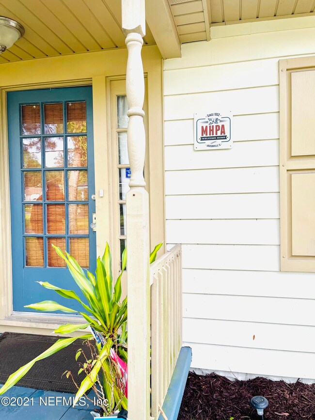 1044 Murray Dr, Jacksonville, FL 32205 - photo 2