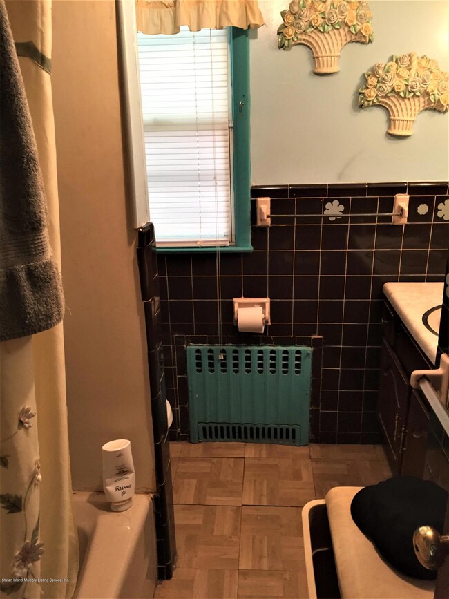 69 Innis St, Staten Island, NY 10302 - photo 5