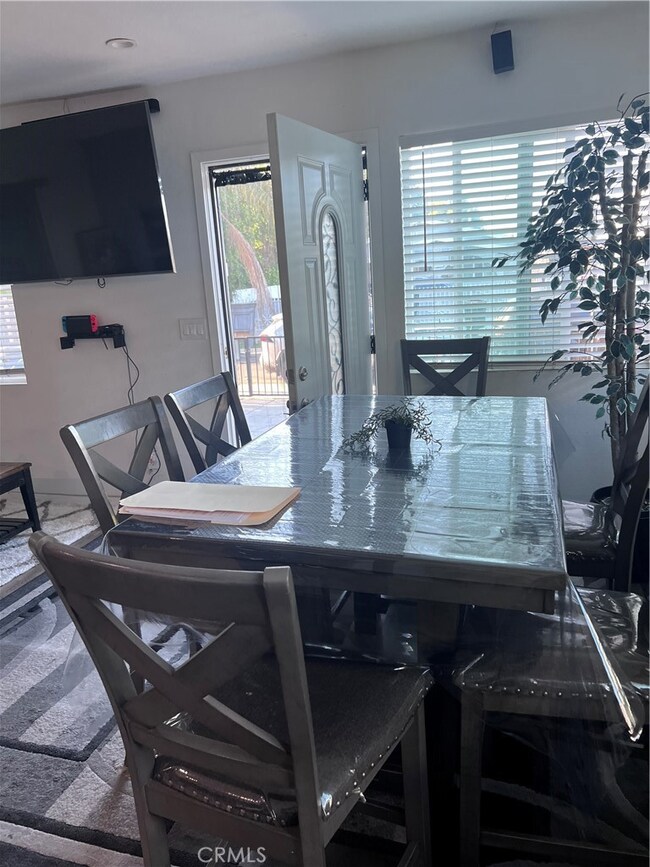 1814 E 109th St, Los Angeles, CA 90059 - photo 4