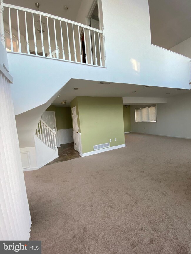 3305 Shore Dr, Annapolis, MD 21403 - photo 2