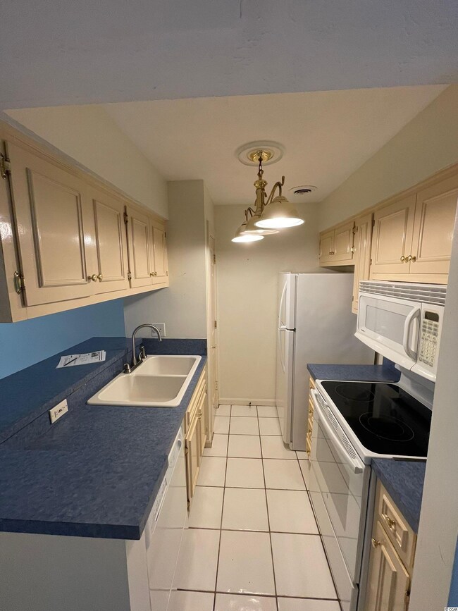 4711 Cobblestone Dr unit E3, Myrtle Beach, SC 29577 - photo 6