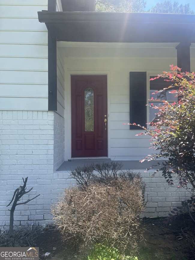 7569 Lowilla Ln, Lithonia, GA 30058 - photo 6