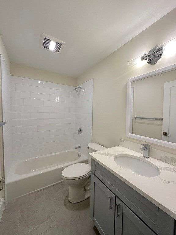12 Arnold Cir unit 6, Cambridge, MA 02139 - photo 7
