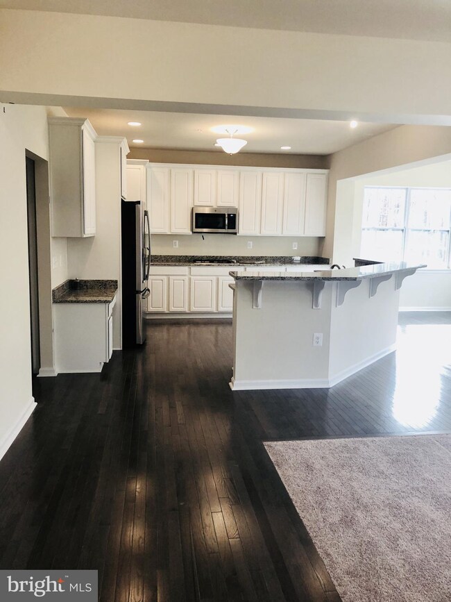 1270 Fairwood Dr, Huntingtown, MD 20639 - photo 2