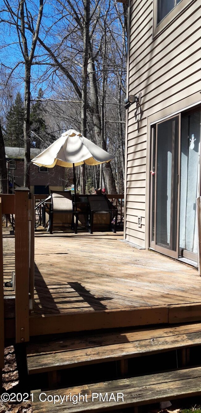 WRAP AROUND DECK