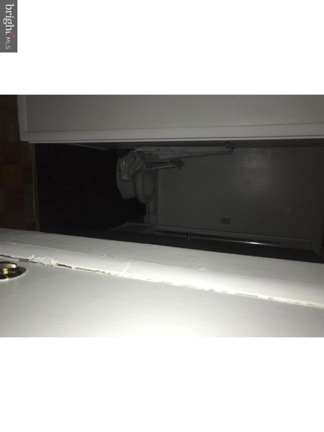 37 E Lancaster Ave, Ardmore, PA 19003 - photo 3