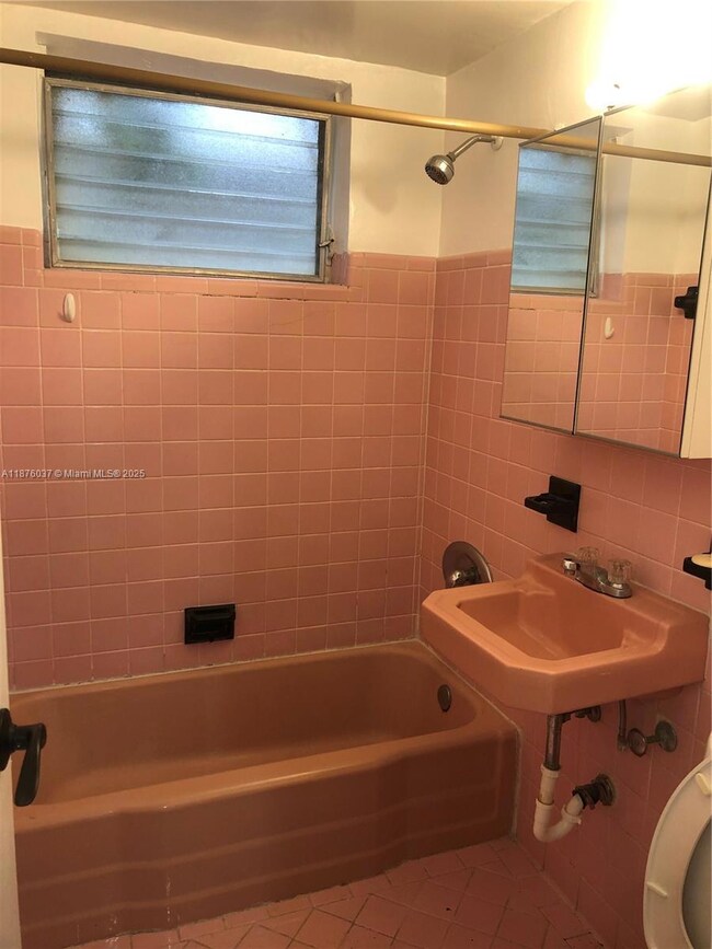 7720 Harding Ave unit 4, Miami Beach, FL 33141 - photo 5