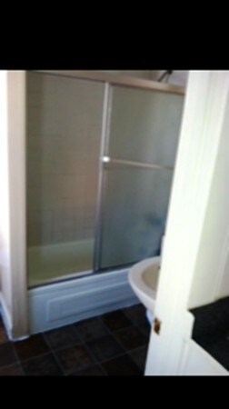 54 Chambers St, Lowell, MA 01852 - photo 3