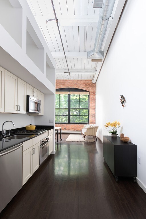 1 Aberdeen Way unit 223, Cambridge, MA 02138 - photo 4