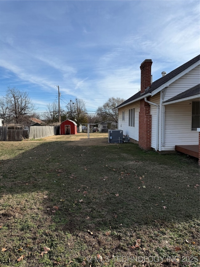 132 S 5th St, Fairfax, OK 74637 - photo 3