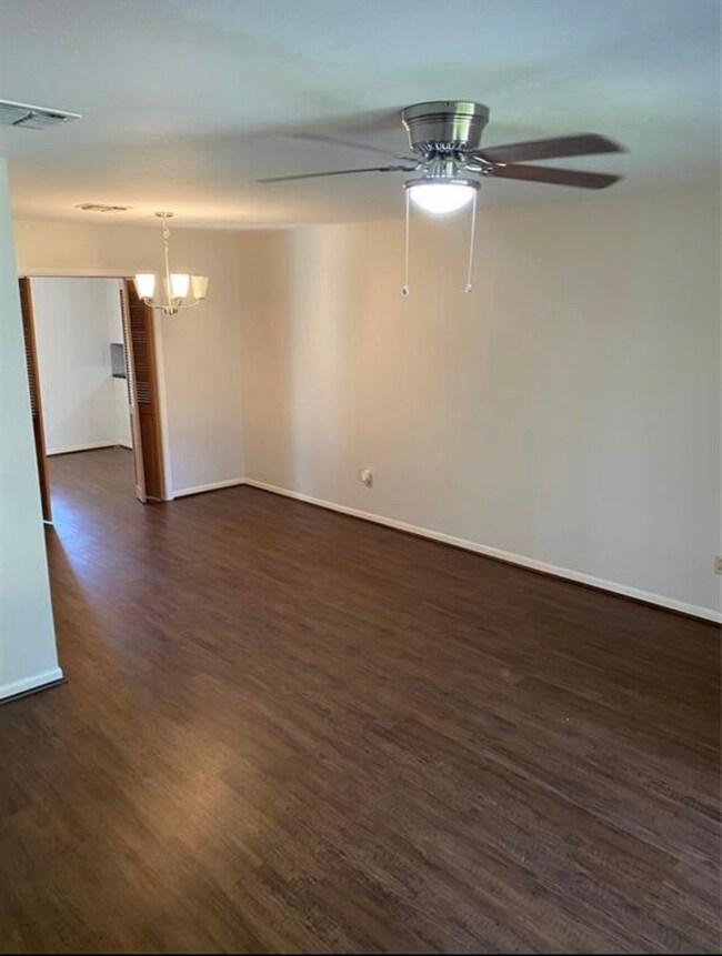 1116 Frances Dr, Rosenberg, TX 77471 - photo 6