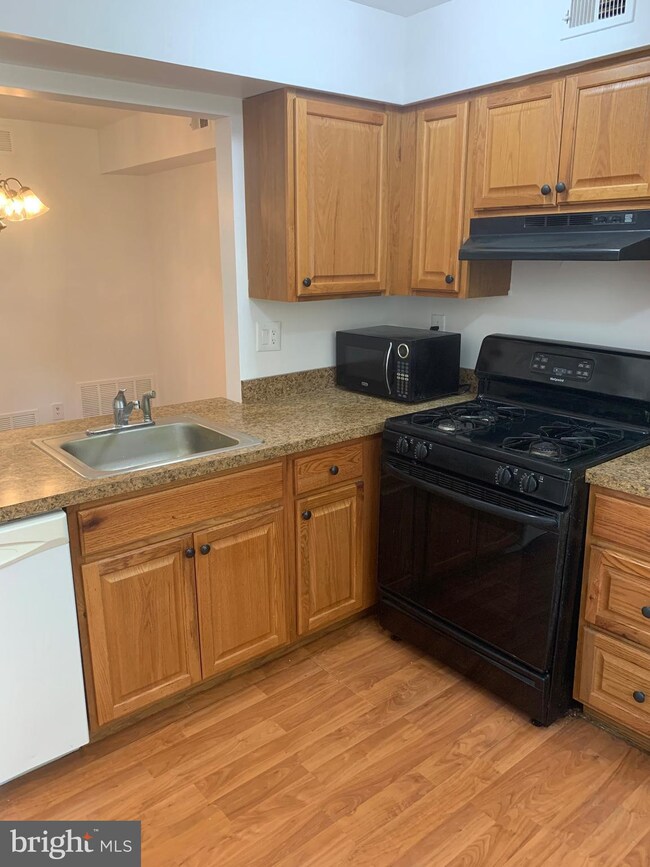 129A Arden Ct unit 129, Mount Laurel, NJ 08054 - photo 6