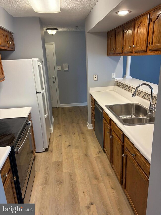 1401 Sage Ln, Belcamp, MD 21017 - photo 7