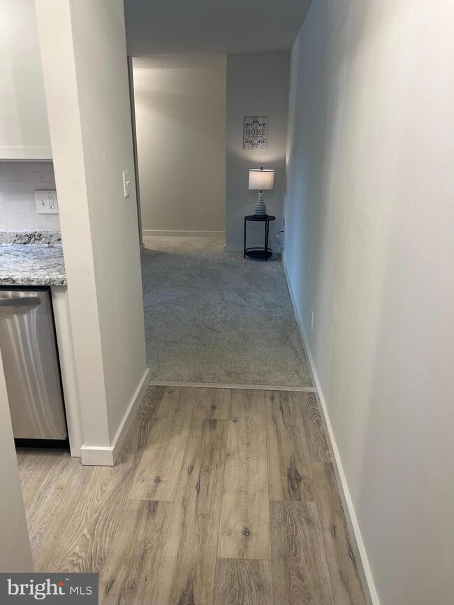 6079 Majors Ln unit 1, Columbia, MD 21045 - photo 3