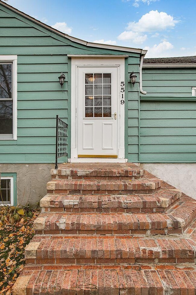 5519 Upper 146th St N, Hugo, MN 55038 - photo 5