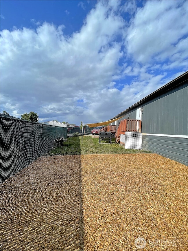 900 N Grape Dr unit 49, Moses Lake, WA 98837 - photo 3