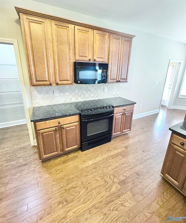 205 Creekedge Cir NW, Madison, AL 35757 - photo 5